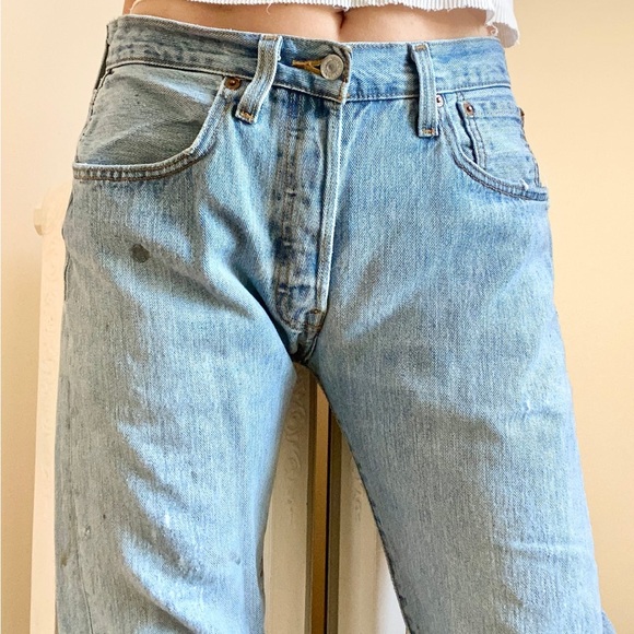 Vintage Early 2000s Levis 501 Light Wash Distressed Jeans 31 - Picture 6 of 8